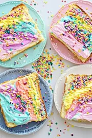 HOW TO MAKE RAINBOW UNICORN TOAST